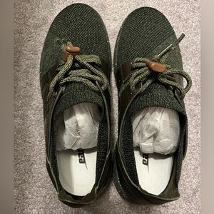 Earth Green Sneakers with Minimalist Design